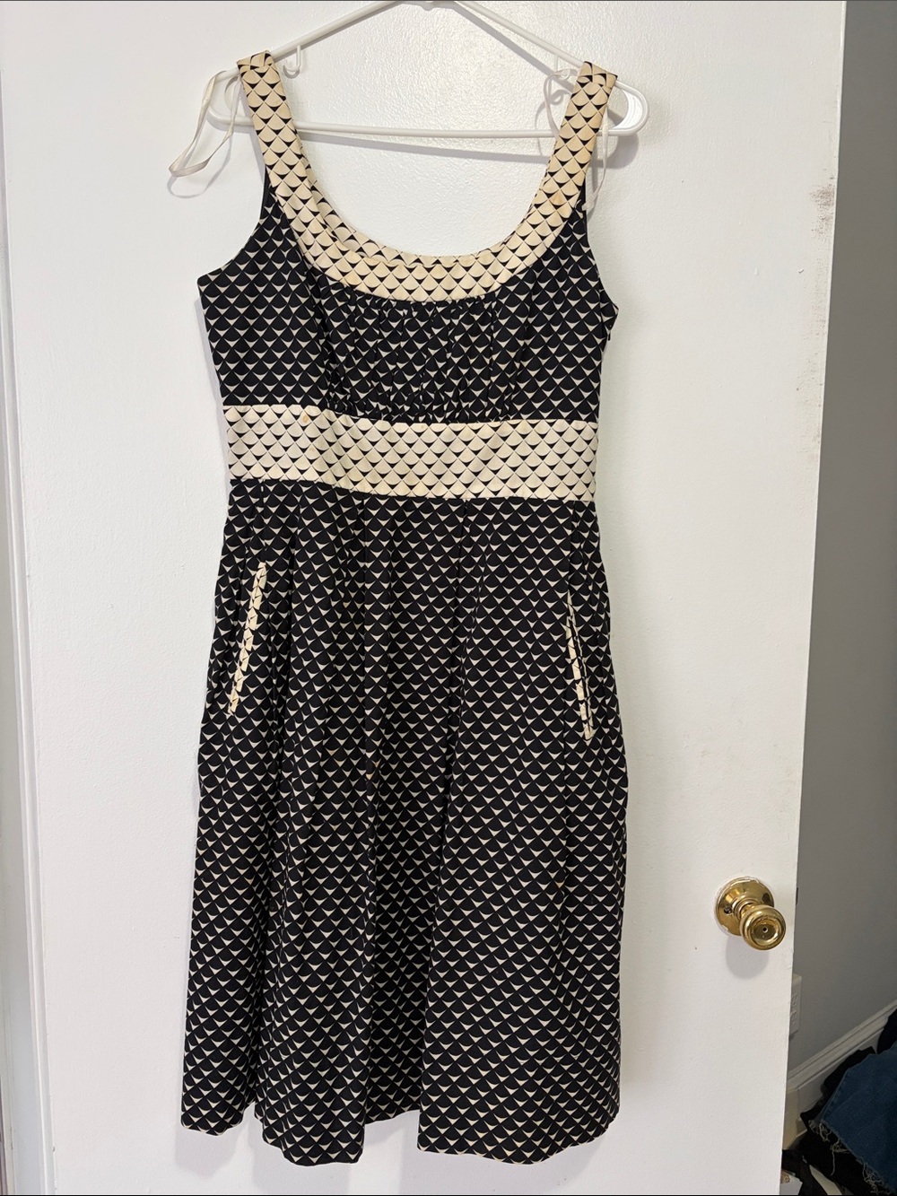 Donna Ricco Black and Cream Textured A-Line Dress